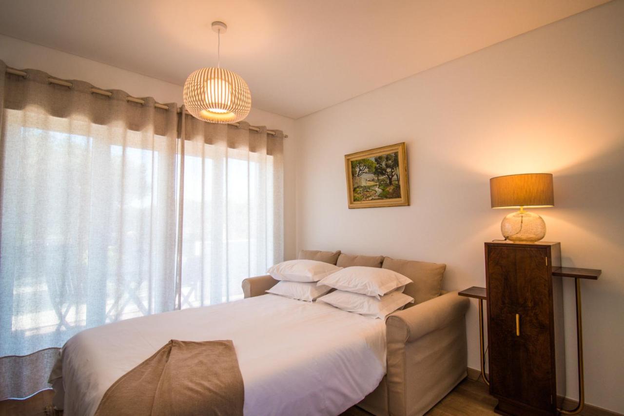 188 Apartments - Estrelicia - Pool And Balcony Cascais Bagian luar foto
